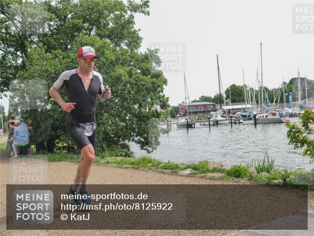 22.06.2025 - Viking Triathlon KatJ http://msf.ph/oto/8125922 22.06.2025 13:45:12 Laufen 207 meine-sportfotos.de