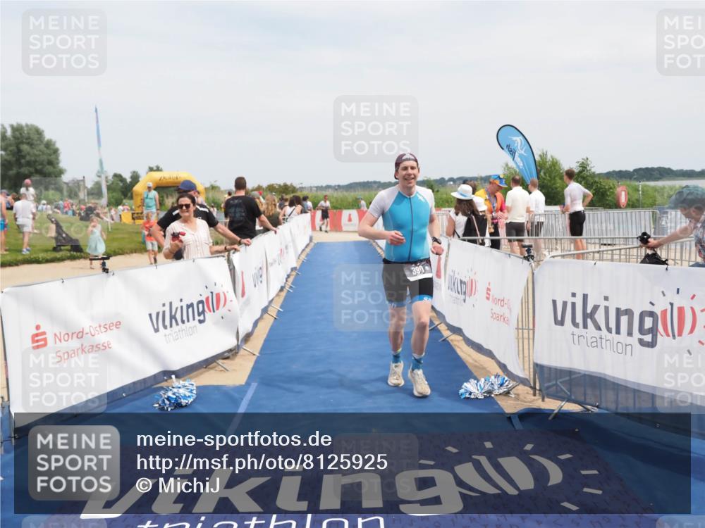 22.06.2025 - Viking Triathlon MichiJ http://msf.ph/oto/8125925 22.06.2025 15:16:58 Ziel 390 meine-sportfotos.de