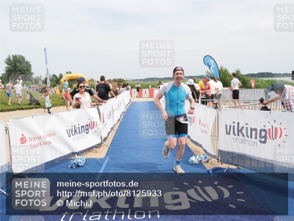 22.06.2025 - Viking Triathlon MichiJ http://msf.ph/oto/8125933 22.06.2025 15:16:58 Ziel 390 meine-sportfotos.de