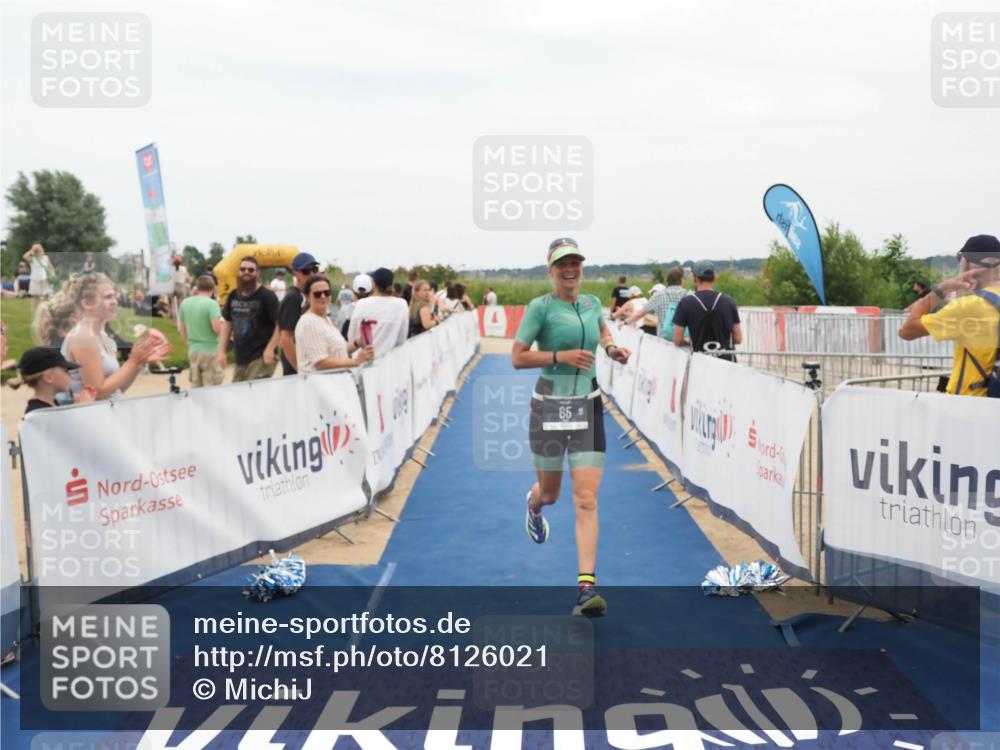 22.06.2025 - Viking Triathlon MichiJ http://msf.ph/oto/8126021 22.06.2025 15:22:23 Ziel 65 meine-sportfotos.de