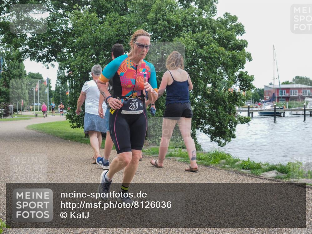 22.06.2025 - Viking Triathlon KatJ http://msf.ph/oto/8126036 22.06.2025 15:28:48 Laufen 268 meine-sportfotos.de