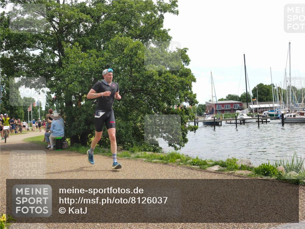 22.06.2025 - Viking Triathlon KatJ http://msf.ph/oto/8126037 22.06.2025 13:45:26 Laufen 187 meine-sportfotos.de