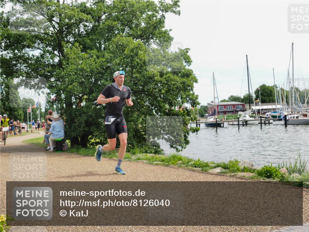22.06.2025 - Viking Triathlon KatJ http://msf.ph/oto/8126040 22.06.2025 13:45:26 Laufen 187 meine-sportfotos.de