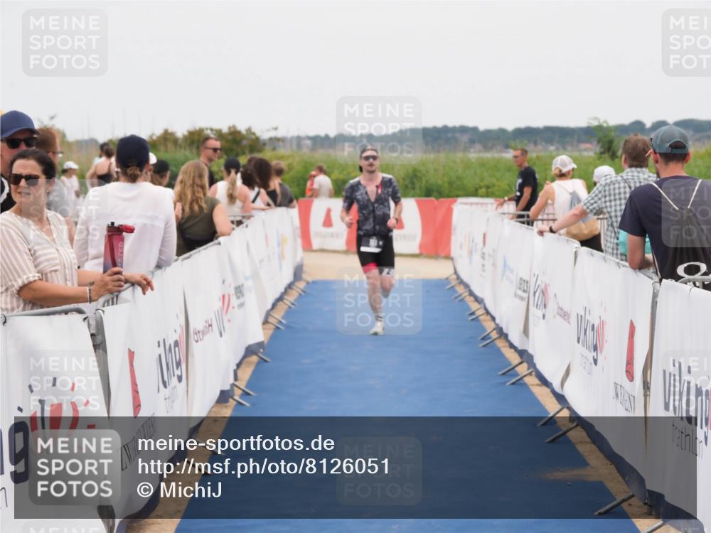 22.06.2025 - Viking Triathlon MichiJ http://msf.ph/oto/8126051 22.06.2025 15:22:34 Ziel 161 meine-sportfotos.de