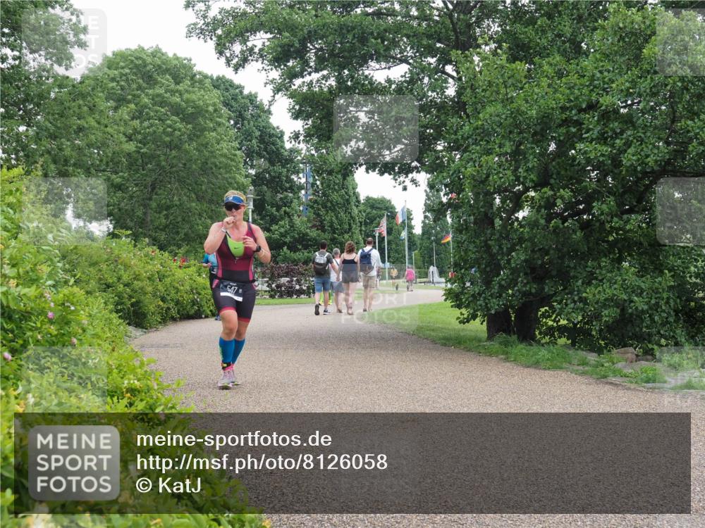 22.06.2025 - Viking Triathlon KatJ http://msf.ph/oto/8126058 22.06.2025 15:29:04 Laufen 547 meine-sportfotos.de