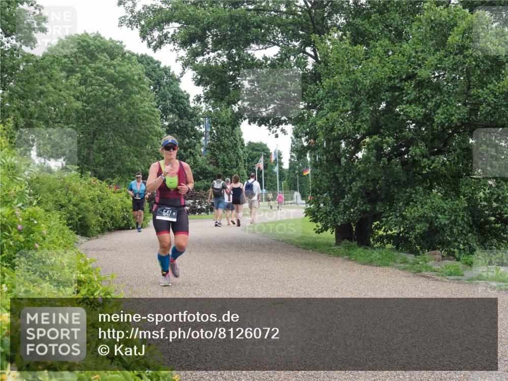 22.06.2025 - Viking Triathlon KatJ http://msf.ph/oto/8126072 22.06.2025 15:29:04 Laufen 547 meine-sportfotos.de