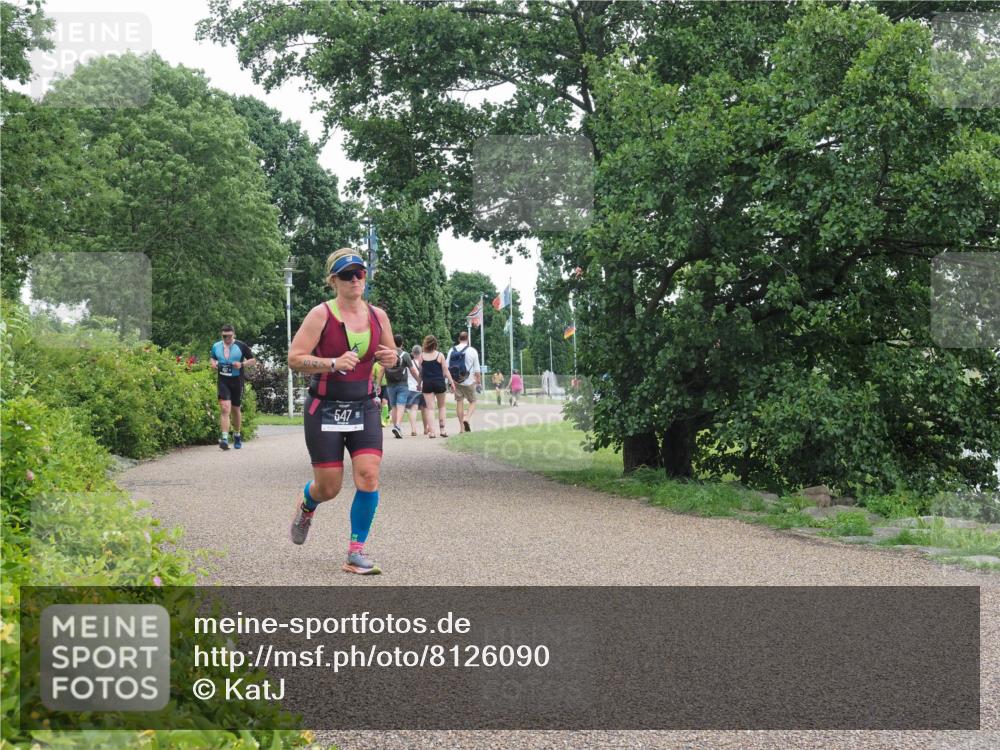 22.06.2025 - Viking Triathlon KatJ http://msf.ph/oto/8126090 22.06.2025 15:29:05 Laufen 547 meine-sportfotos.de
