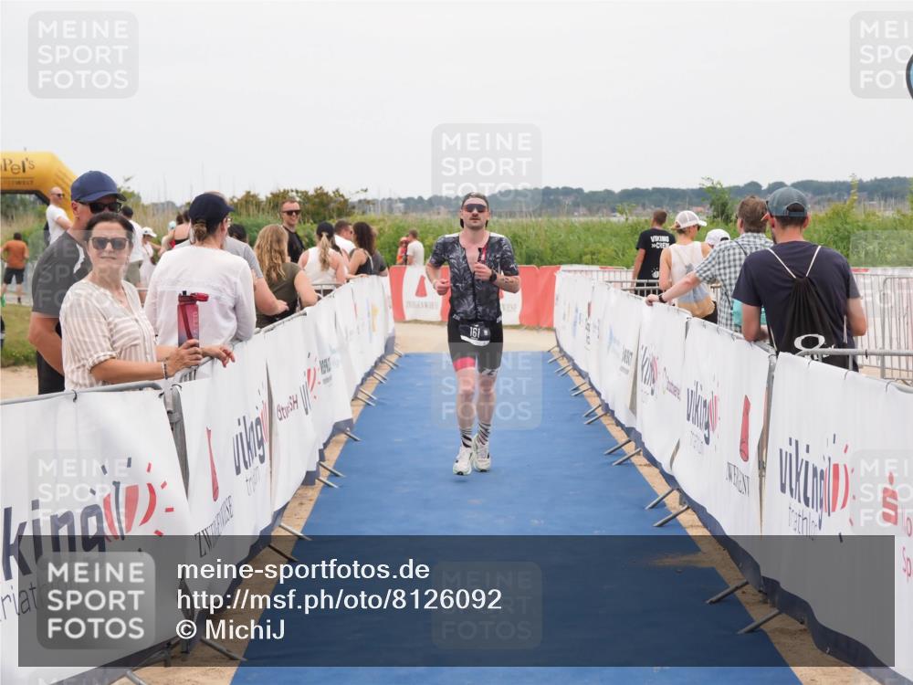 22.06.2025 - Viking Triathlon MichiJ http://msf.ph/oto/8126092 22.06.2025 15:22:35 Ziel 161 meine-sportfotos.de