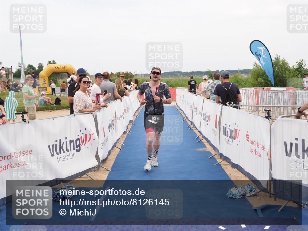 22.06.2025 - Viking Triathlon MichiJ http://msf.ph/oto/8126145 22.06.2025 15:22:36 Ziel 161 meine-sportfotos.de