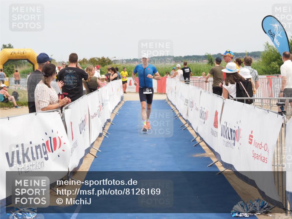 22.06.2025 - Viking Triathlon MichiJ http://msf.ph/oto/8126169 22.06.2025 15:17:31 Ziel 216 meine-sportfotos.de