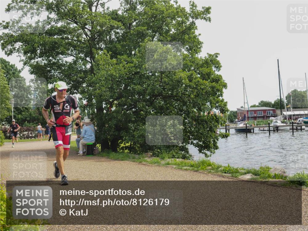 22.06.2025 - Viking Triathlon KatJ http://msf.ph/oto/8126179 22.06.2025 13:45:46 Laufen 493 meine-sportfotos.de