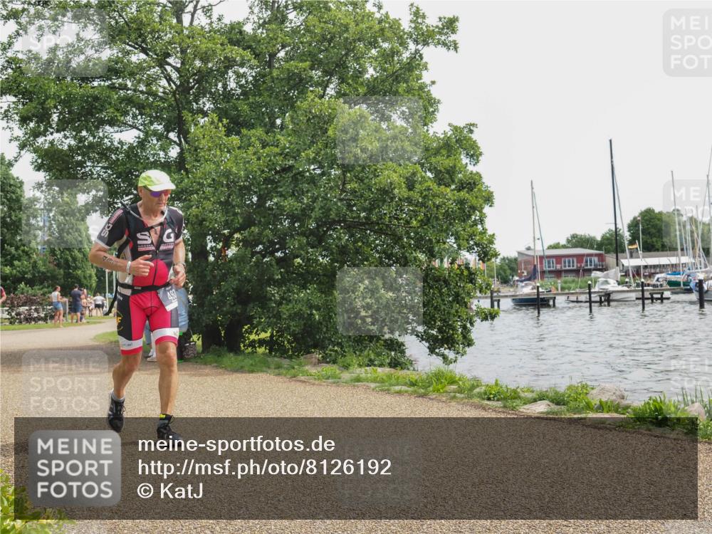 22.06.2025 - Viking Triathlon KatJ http://msf.ph/oto/8126192 22.06.2025 13:45:47 Laufen 493 meine-sportfotos.de
