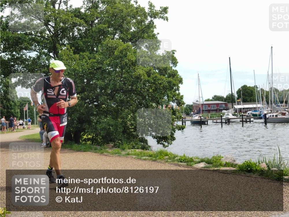 22.06.2025 - Viking Triathlon KatJ http://msf.ph/oto/8126197 22.06.2025 13:45:47 Laufen 493 meine-sportfotos.de