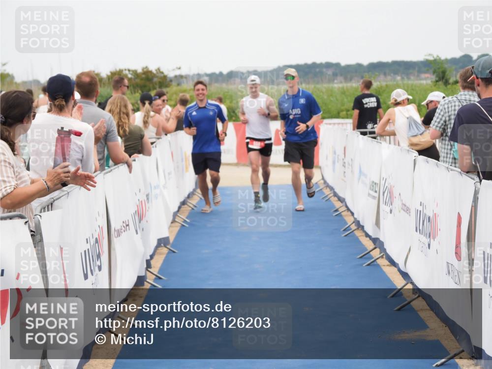22.06.2025 - Viking Triathlon MichiJ http://msf.ph/oto/8126203 22.06.2025 15:22:52 Ziel 658 meine-sportfotos.de