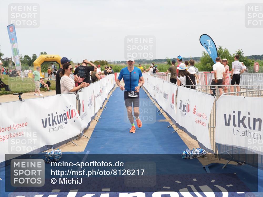 22.06.2025 - Viking Triathlon MichiJ http://msf.ph/oto/8126217 22.06.2025 15:17:33 Ziel 216 meine-sportfotos.de