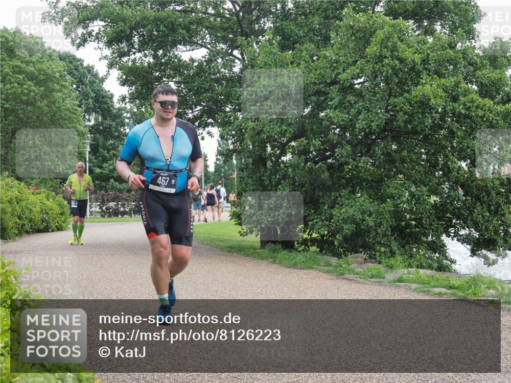 22.06.2025 - Viking Triathlon KatJ http://msf.ph/oto/8126223 22.06.2025 15:29:12 Laufen 467 meine-sportfotos.de