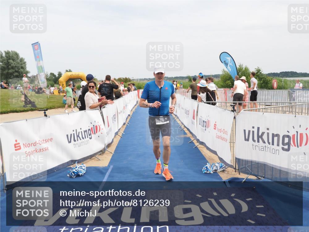 22.06.2025 - Viking Triathlon MichiJ http://msf.ph/oto/8126239 22.06.2025 15:17:34 Ziel 216 meine-sportfotos.de