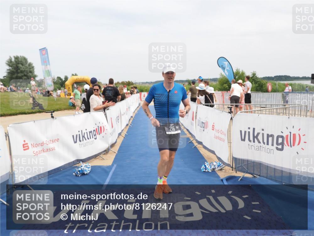 22.06.2025 - Viking Triathlon MichiJ http://msf.ph/oto/8126247 22.06.2025 15:17:34 Ziel 216 meine-sportfotos.de