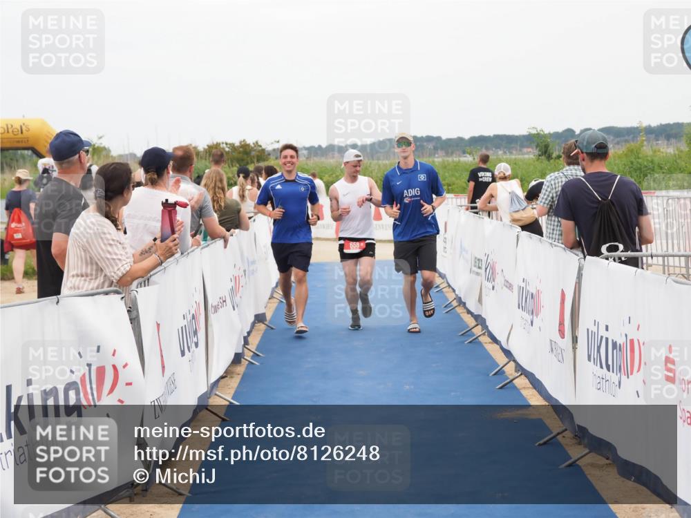 22.06.2025 - Viking Triathlon MichiJ http://msf.ph/oto/8126248 22.06.2025 15:22:54 Ziel 658 meine-sportfotos.de