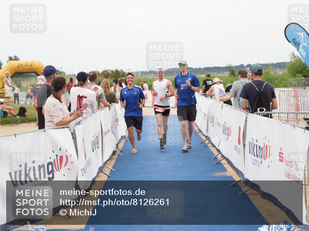 22.06.2025 - Viking Triathlon MichiJ http://msf.ph/oto/8126261 22.06.2025 15:22:54 Ziel 658 meine-sportfotos.de