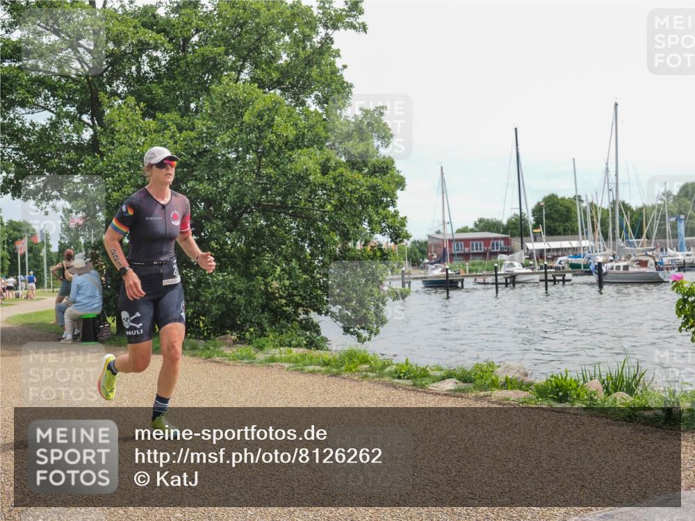 22.06.2025 - Viking Triathlon KatJ http://msf.ph/oto/8126262 22.06.2025 13:45:52 Laufen 221 meine-sportfotos.de