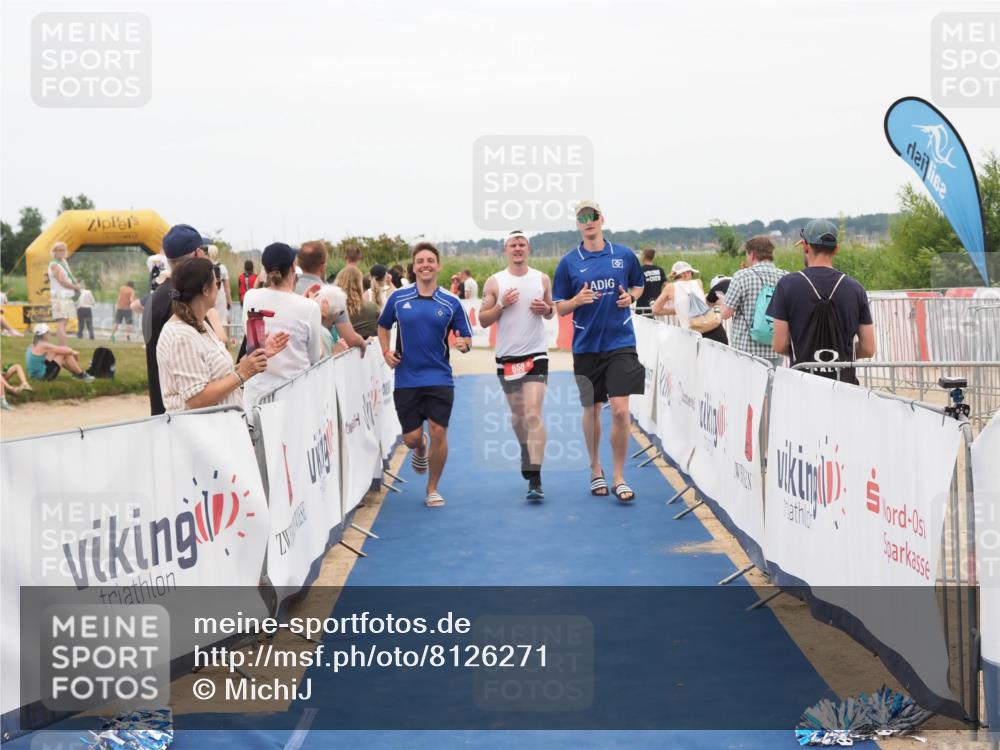 22.06.2025 - Viking Triathlon MichiJ http://msf.ph/oto/8126271 22.06.2025 15:22:55 Ziel 658 meine-sportfotos.de