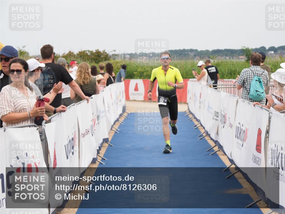 22.06.2025 - Viking Triathlon MichiJ http://msf.ph/oto/8126306 22.06.2025 15:17:56 Ziel 312 meine-sportfotos.de
