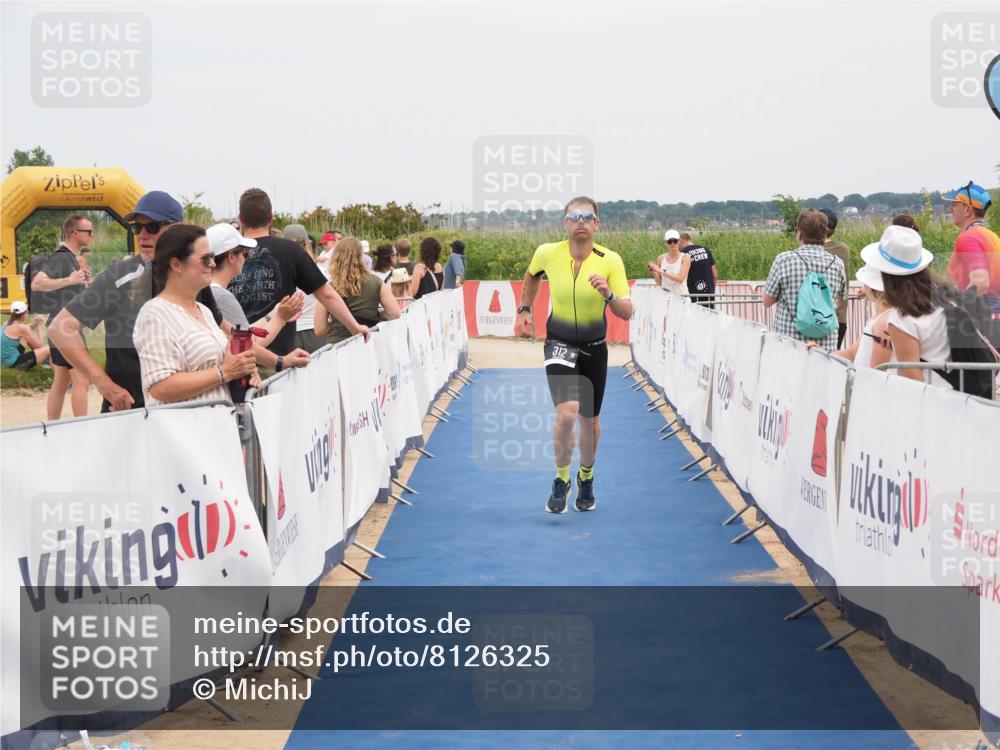 22.06.2025 - Viking Triathlon MichiJ http://msf.ph/oto/8126325 22.06.2025 15:17:57 Ziel 312 meine-sportfotos.de