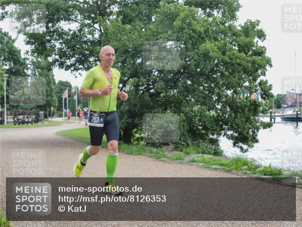 22.06.2025 - Viking Triathlon KatJ http://msf.ph/oto/8126353 22.06.2025 15:29:16 Laufen 263 meine-sportfotos.de