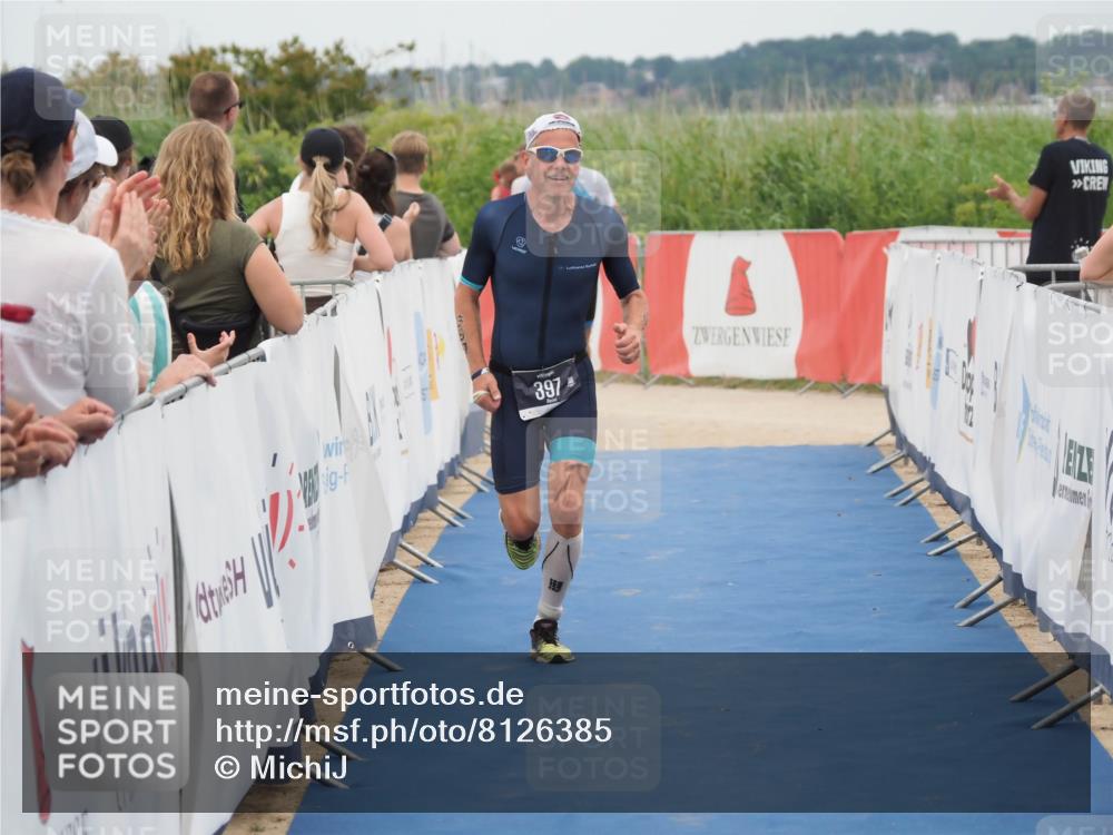 22.06.2025 - Viking Triathlon MichiJ http://msf.ph/oto/8126385 22.06.2025 15:23:12 Ziel 397 meine-sportfotos.de