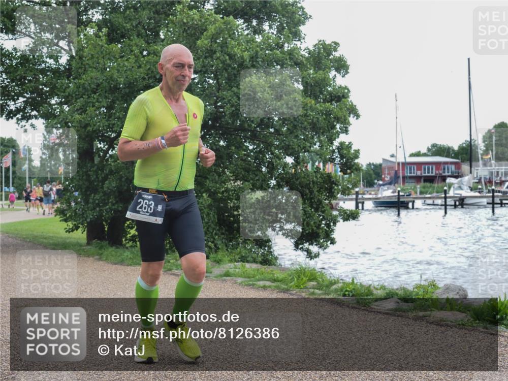 22.06.2025 - Viking Triathlon KatJ http://msf.ph/oto/8126386 22.06.2025 15:29:16 Laufen 263 meine-sportfotos.de