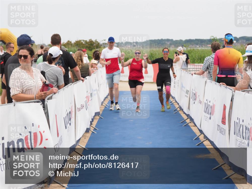 22.06.2025 - Viking Triathlon MichiJ http://msf.ph/oto/8126417 22.06.2025 15:18:06 Ziel 616 meine-sportfotos.de
