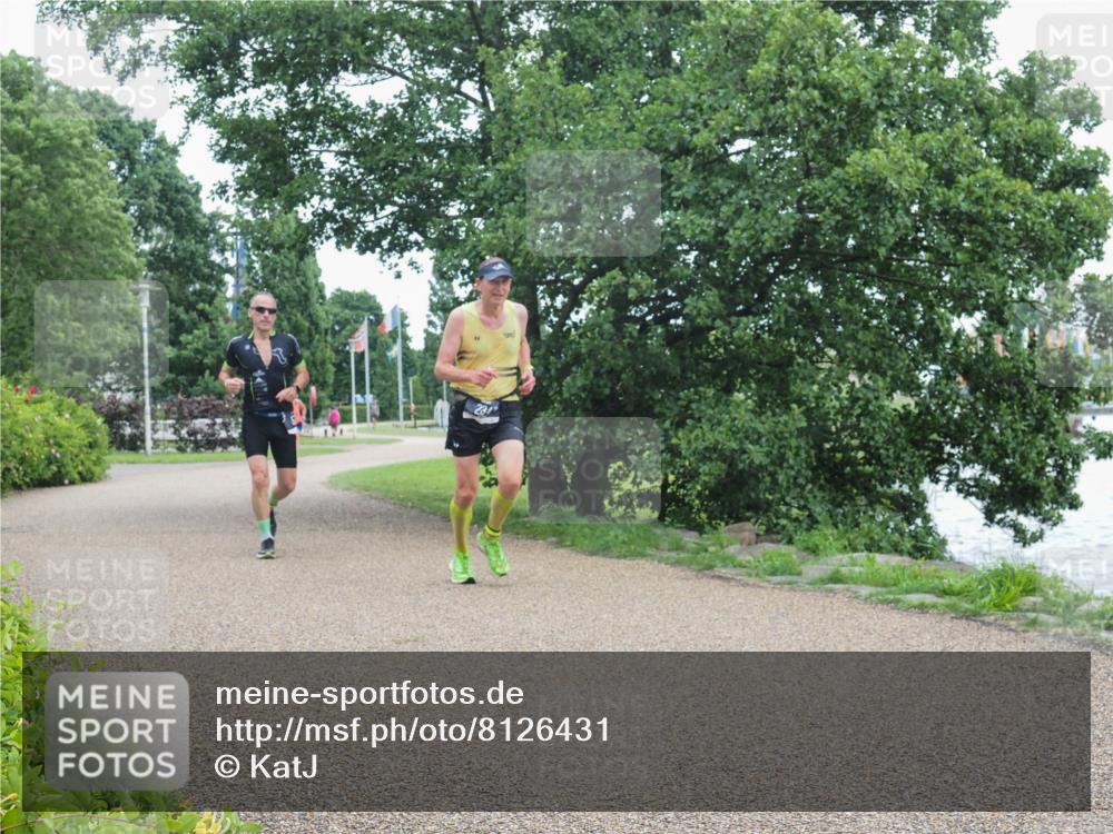 22.06.2025 - Viking Triathlon KatJ http://msf.ph/oto/8126431 22.06.2025 15:29:29 Laufen 234, 523 meine-sportfotos.de