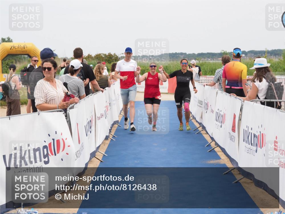 22.06.2025 - Viking Triathlon MichiJ http://msf.ph/oto/8126438 22.06.2025 15:18:07 Ziel 616 meine-sportfotos.de