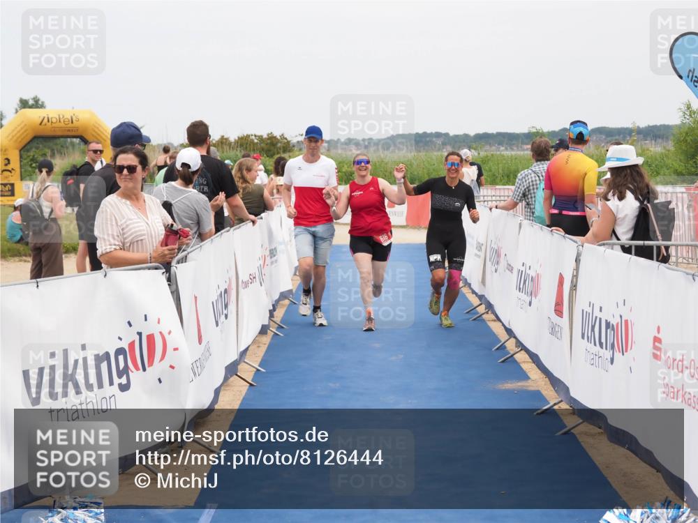 22.06.2025 - Viking Triathlon MichiJ http://msf.ph/oto/8126444 22.06.2025 15:18:07 Ziel 616 meine-sportfotos.de