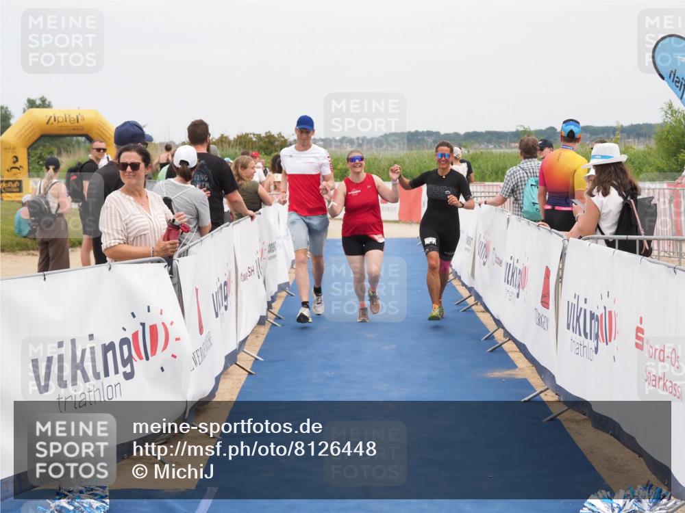 22.06.2025 - Viking Triathlon MichiJ http://msf.ph/oto/8126448 22.06.2025 15:18:07 Ziel 616 meine-sportfotos.de