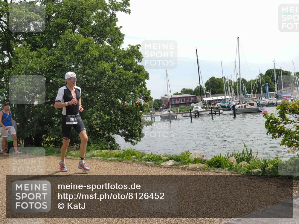 22.06.2025 - Viking Triathlon KatJ http://msf.ph/oto/8126452 22.06.2025 13:46:49 Laufen 101 meine-sportfotos.de
