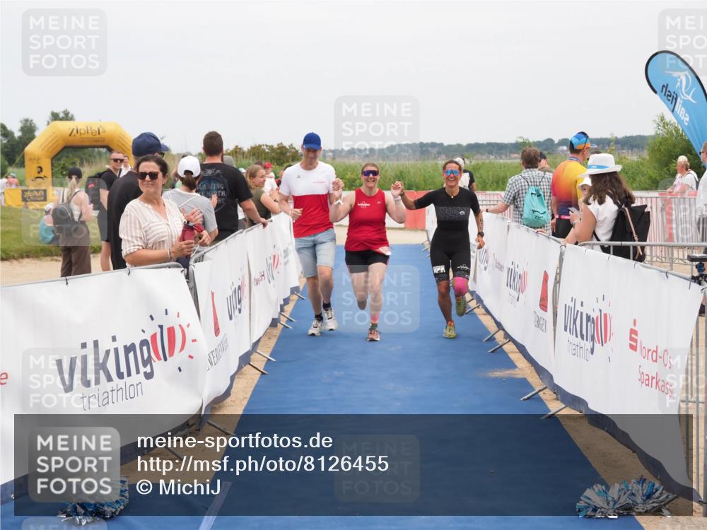 22.06.2025 - Viking Triathlon MichiJ http://msf.ph/oto/8126455 22.06.2025 15:18:08 Ziel 616 meine-sportfotos.de