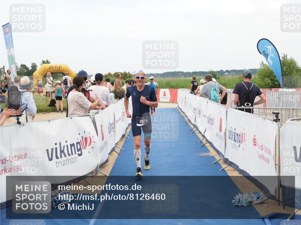 22.06.2025 - Viking Triathlon MichiJ http://msf.ph/oto/8126460 22.06.2025 15:23:15 Ziel 158, 397 meine-sportfotos.de