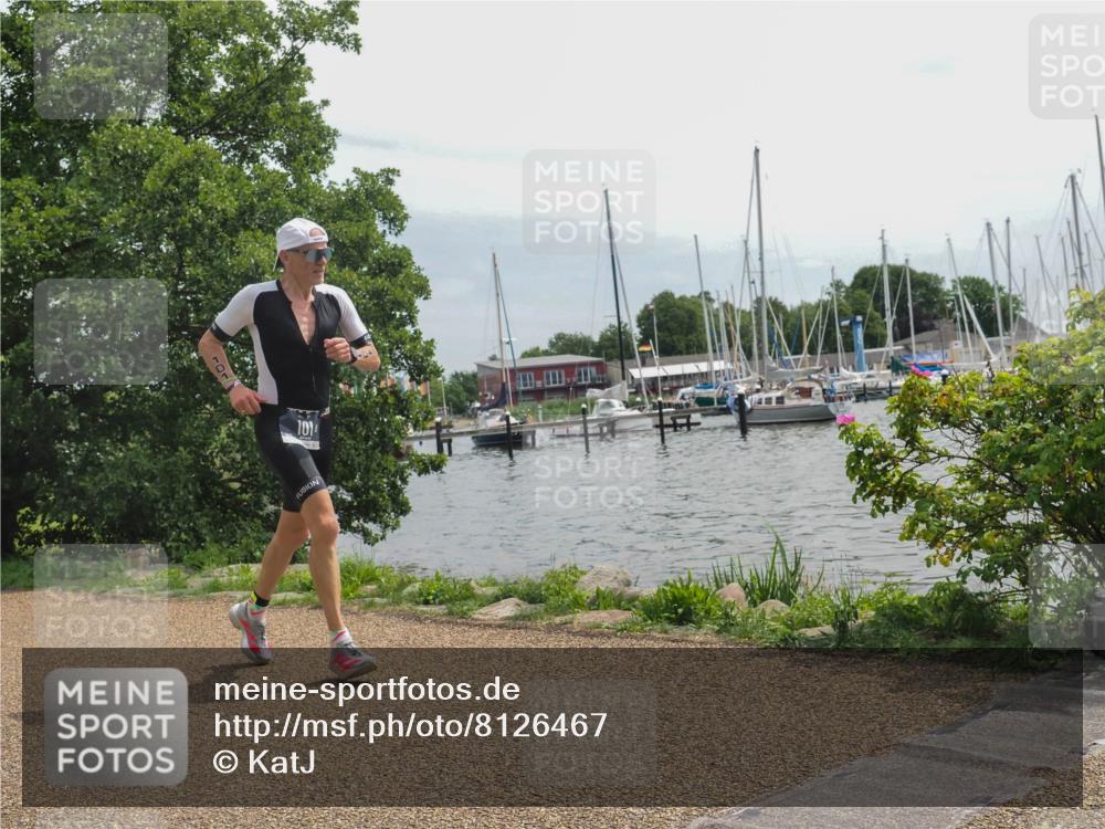 22.06.2025 - Viking Triathlon KatJ http://msf.ph/oto/8126467 22.06.2025 13:46:49 Laufen 101 meine-sportfotos.de