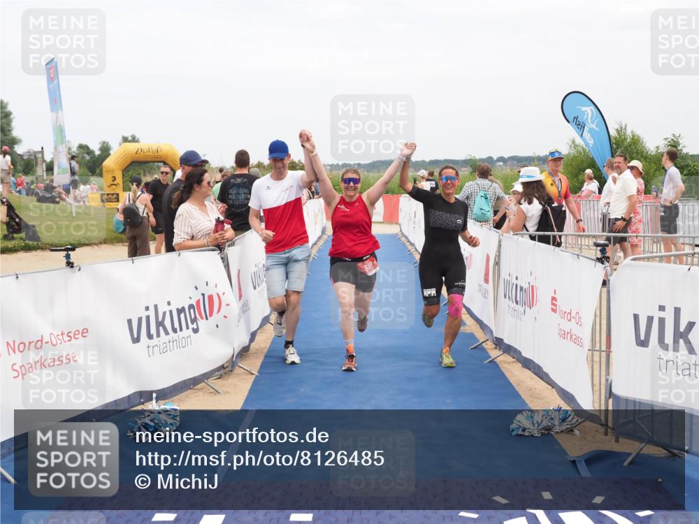22.06.2025 - Viking Triathlon MichiJ http://msf.ph/oto/8126485 22.06.2025 15:18:09 Ziel 616 meine-sportfotos.de