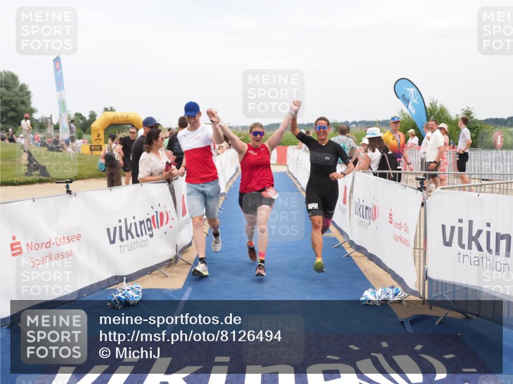 22.06.2025 - Viking Triathlon MichiJ http://msf.ph/oto/8126494 22.06.2025 15:18:09 Ziel 616 meine-sportfotos.de