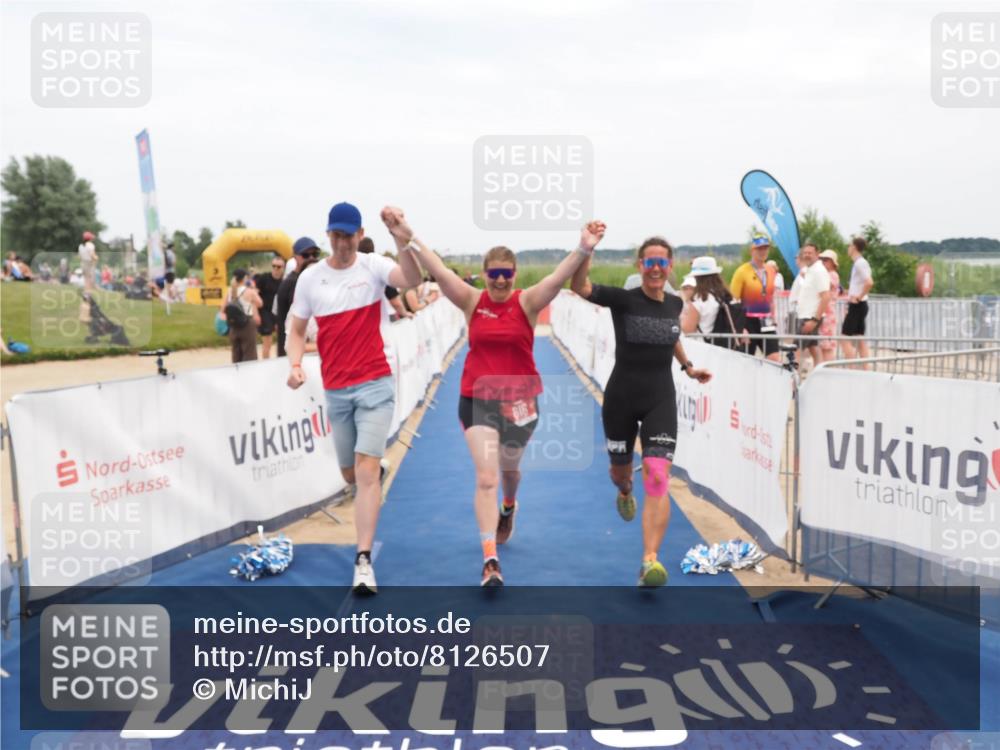 22.06.2025 - Viking Triathlon MichiJ http://msf.ph/oto/8126507 22.06.2025 15:18:09 Ziel 616 meine-sportfotos.de