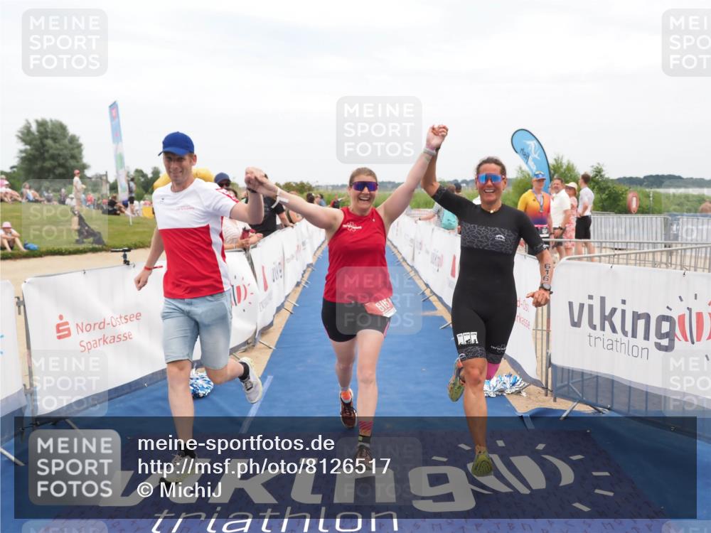 22.06.2025 - Viking Triathlon MichiJ http://msf.ph/oto/8126517 22.06.2025 15:18:10 Ziel 616 meine-sportfotos.de