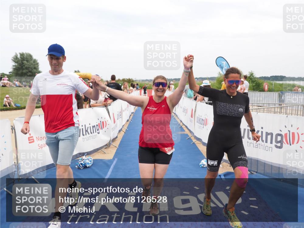 22.06.2025 - Viking Triathlon MichiJ http://msf.ph/oto/8126528 22.06.2025 15:18:10 Ziel 616 meine-sportfotos.de