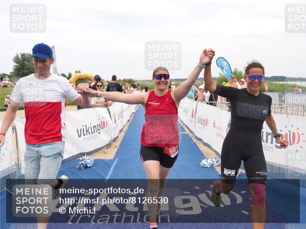 22.06.2025 - Viking Triathlon MichiJ http://msf.ph/oto/8126530 22.06.2025 15:18:10 Ziel 616 meine-sportfotos.de