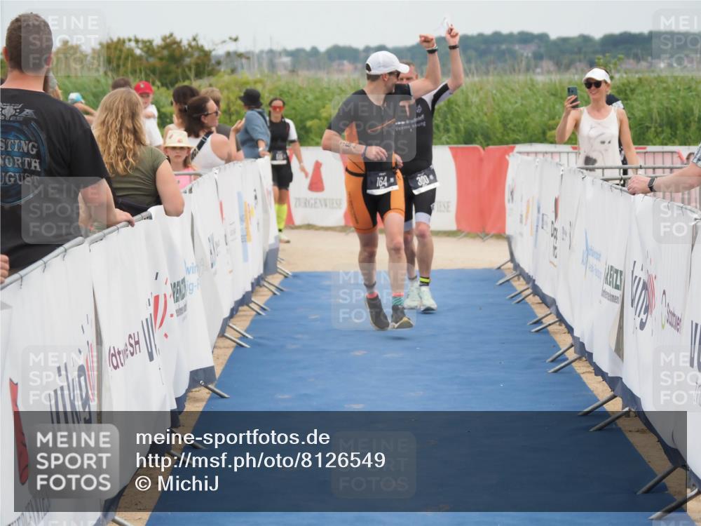 22.06.2025 - Viking Triathlon MichiJ http://msf.ph/oto/8126549 22.06.2025 15:18:15 Ziel 164, 300 meine-sportfotos.de