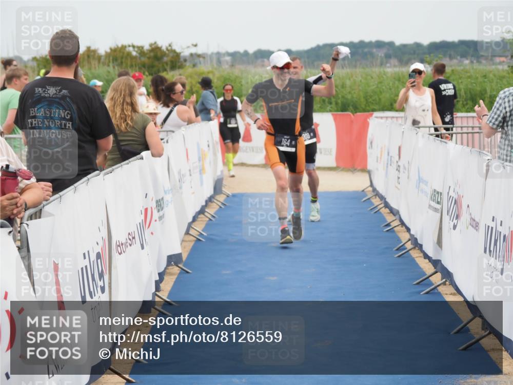 22.06.2025 - Viking Triathlon MichiJ http://msf.ph/oto/8126559 22.06.2025 15:18:15 Ziel 164, 300 meine-sportfotos.de