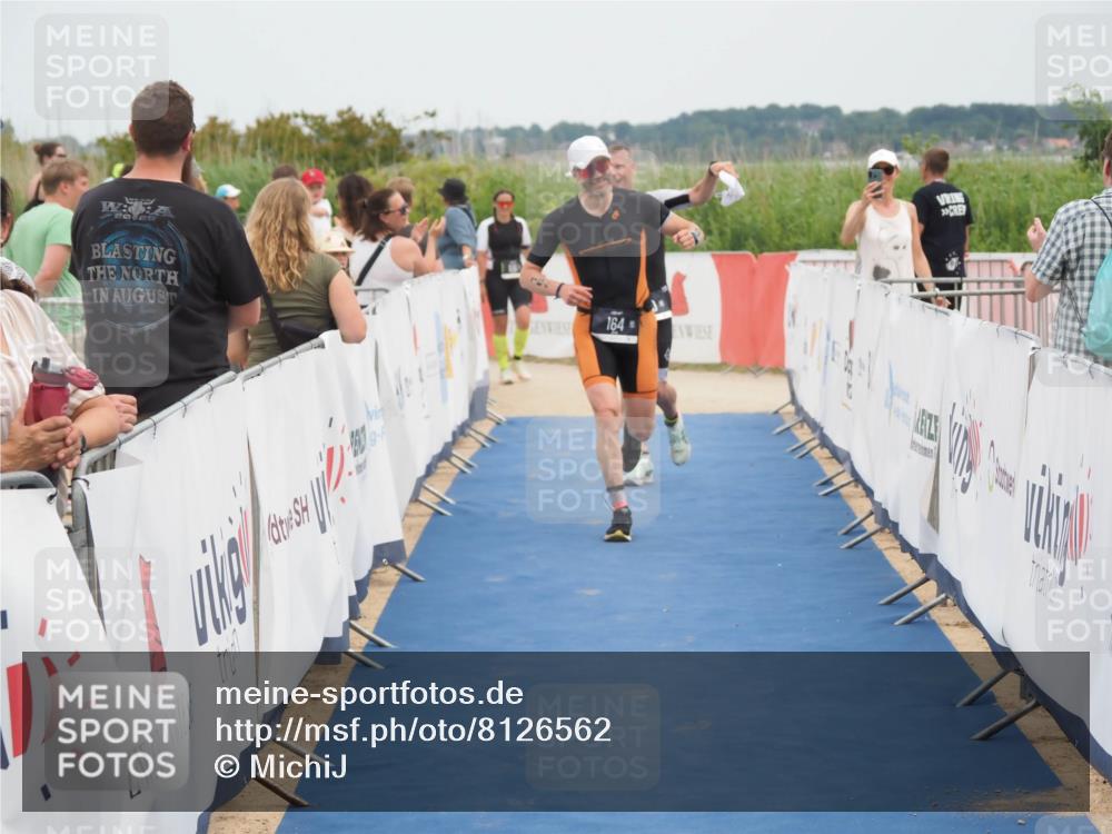 22.06.2025 - Viking Triathlon MichiJ http://msf.ph/oto/8126562 22.06.2025 15:18:15 Ziel 164, 300 meine-sportfotos.de