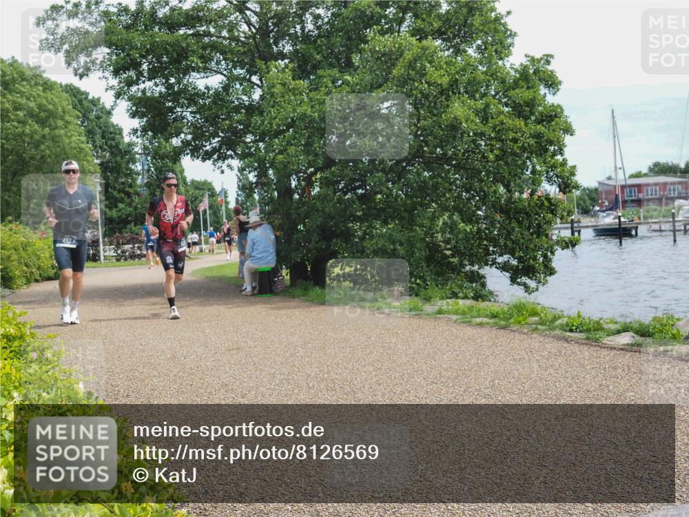 22.06.2025 - Viking Triathlon KatJ http://msf.ph/oto/8126569 22.06.2025 13:47:08 Laufen 492, 506 meine-sportfotos.de